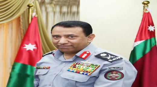 هل تشكل اهانة مواطن في الشارع العام سببا لاقالة مدير الامن العام الجديد؟