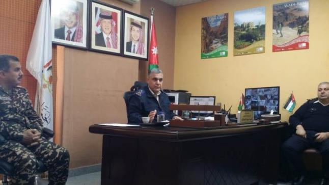 الجمارك تضبط “صهريج سريع الاشتعال” محمل بالالبسة في اول ايام العام الجديد