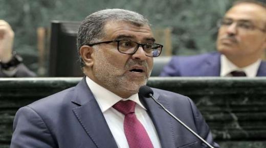 العساف: خيط الثقة بين الشعب والحكومات يزداد ضعفاً