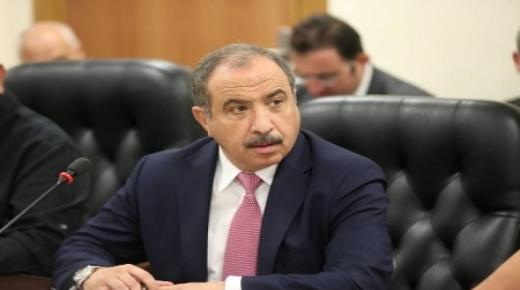 الجلاد لـ مدير هيئة النقل صلاح اللوزي لامثالك ترفع القبعات