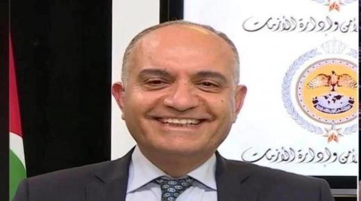 العضايلة: اشتروا أواعي وحلويات العيد