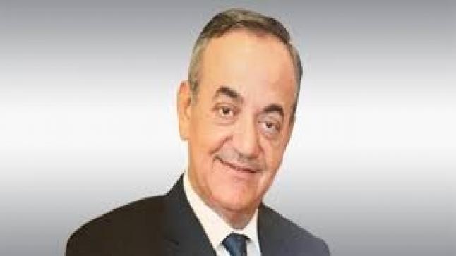المهندس عبد الحكيم محمود الهندي يهنيء العمال في عيدهم .