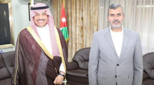 وزير الزراعة الأردني يلتقي سفير المملكة لدى الأردن.