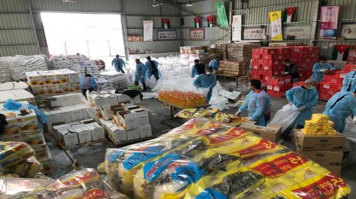 “الخيرية الهاشمية” توزع ١٠,٧٤٨ طردا غذائيا على الأسر المحتاجة