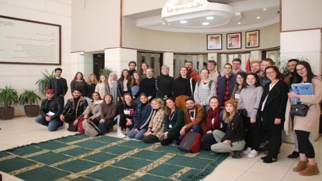 “الشرق الأوسط” تستضيف وفدا طلابيا من جامعة Australian National University