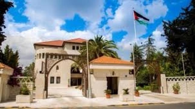 الحكومة تمدد تعطيل الدوائر والمؤسسات الرسمية لغاية نهاية الشهر الجاري