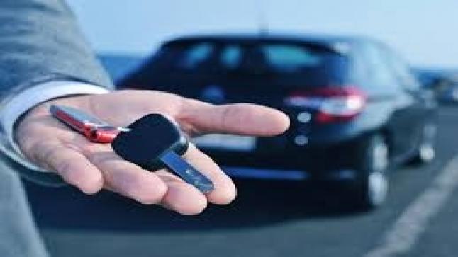شبح الافلاس يهدد “تأجير السيارات السياحية”..الحجوزات المستقبلية “صفر” ومطالبة البنوك بتأجيل اقساطها