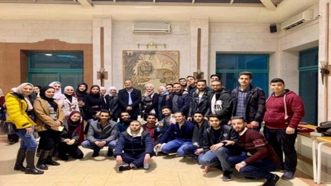 جامعة الزيتونة الأردنية تنظم زيارة علمية إلى بورصة عمان