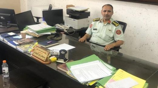 الدكتور محمد الزوايده يهنيء ابن عمه العقيد الدكتور القاضي العسكري سليمان الزوايدة