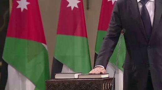 الحجز على اموال وممتلكات وزير سابق ..