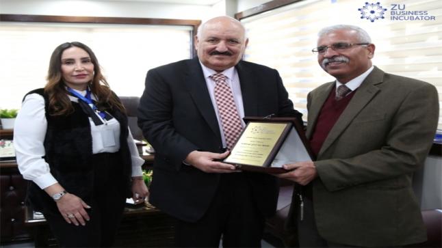 افتتاح حاضنة الاعمال في جامعة الزرقاء