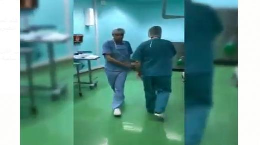 فيديو يوثق عملية جراحية لمريض في مستشفى الأمير حمزة … لماذا ؟!!