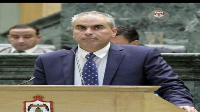 السعود يدعو لعدم الرضوخ لضغوطات دعاة النجاح التلقائي في الجامعات