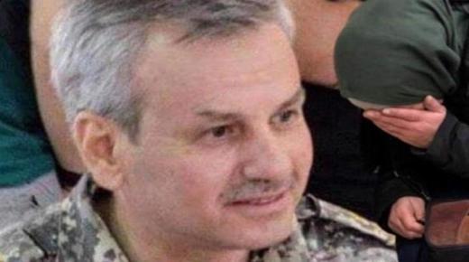 “قطع رأس” طيار سوري منشق على يد ابن شقيقه أمام زوجته وطفلته