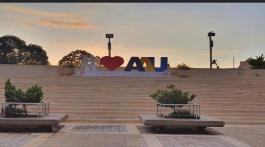 نصب تذكاري مبادرة لطلبة “عمان العربية”