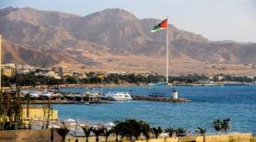 ايقاف حركة السفن في خليج العقبة