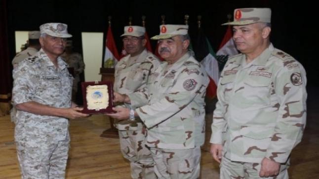 الرقاد قائد المنطقة العسكرية الوسطى يشارك بندوة كبار القادة للتمرين العربي