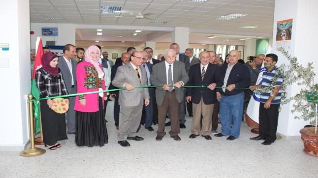 جامعة فيلادلفيا تفتتح مهرجان الزيتون الخامس