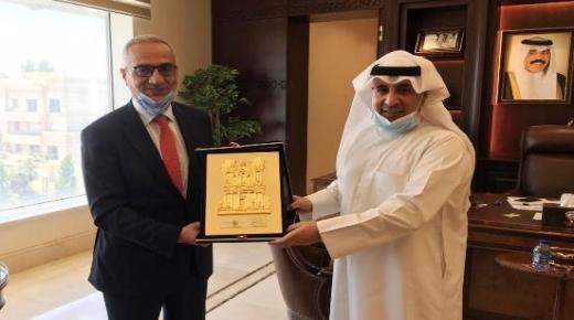 الدكتور علي حياصات يلتقي السفير الكويتي في عمّان