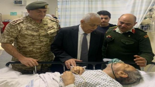 العيسوي يطمئن على صحة العميد المتقاعد القاضي النوباني