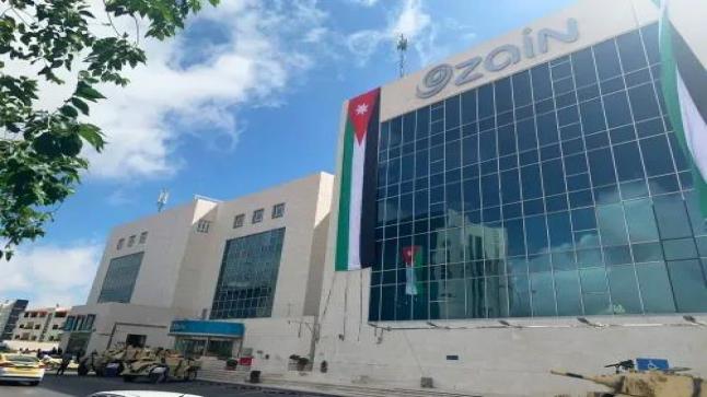 “زين” تتبرع للمستشفيات الميدانية الاردنية بغزة بأجهزة متطورة لعلاج الجروح