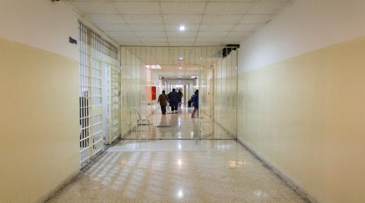 توقيف أصحاب اربع مزارع في بيرين