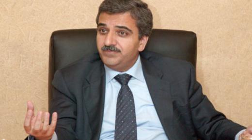 بالفيديو : معالي محمد ابو حمور يتحدث ل راديو حياة اف ام عن تشكيلة الحكومة الجديده