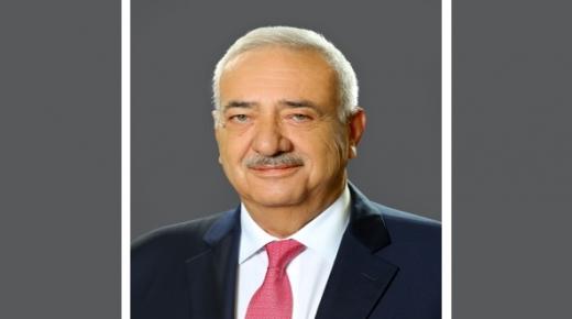 نحن وأمريكا وأشياء أخرى!