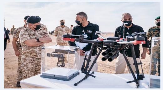 الملك يتابع تجارب ميدانية لأنظمة وتطبيقات طورها المركز الأردني للتصميم والتطوير