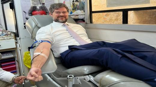 هيثم البطيخي يتبرع بالدم.. لهذا السبب.